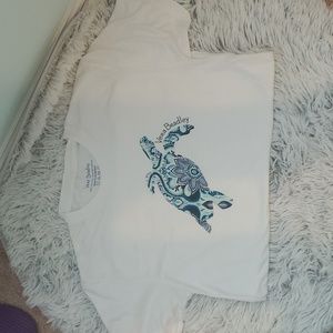 Women's small Vera Bradley sea turtle tee shirt.